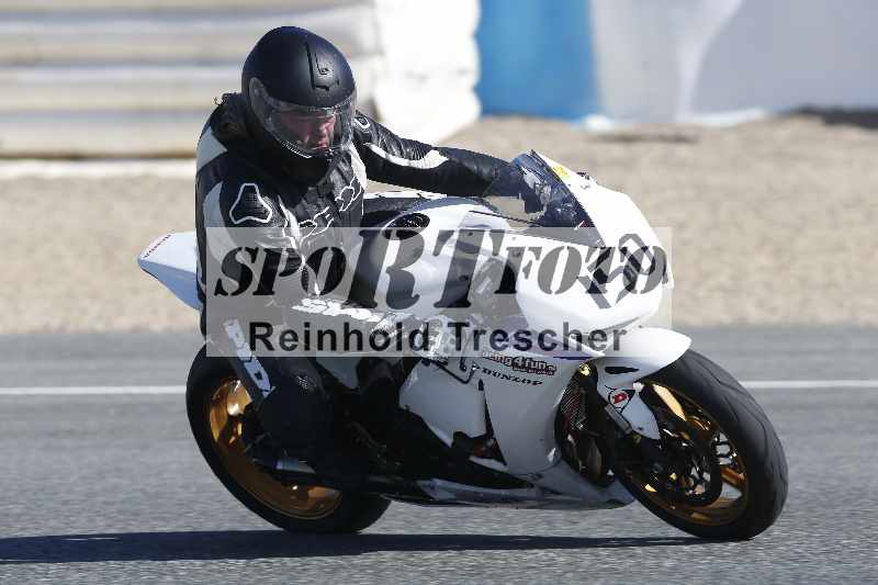 /Archiv-2024/02 29.01.-02.02.2024 Moto Center Thun Jerez/Gruppe gruen-green/150